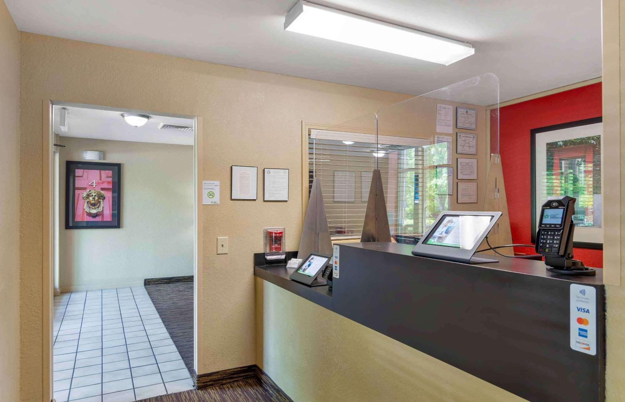 Extended Stay America Select Suites - Atlanta - Kennesaw Chastain Rd Zewnętrze zdjęcie